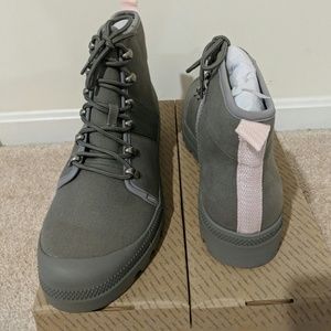 Grey canvas lace up boots